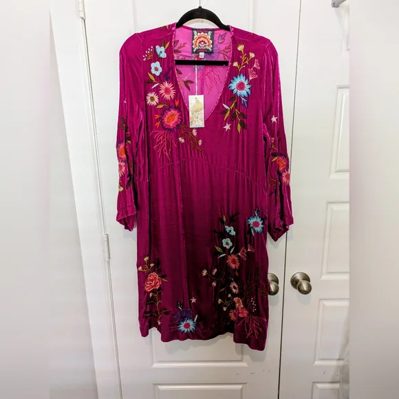 NWT Ulla Effortless Velvet Dress Size S - Picture 2 of 11